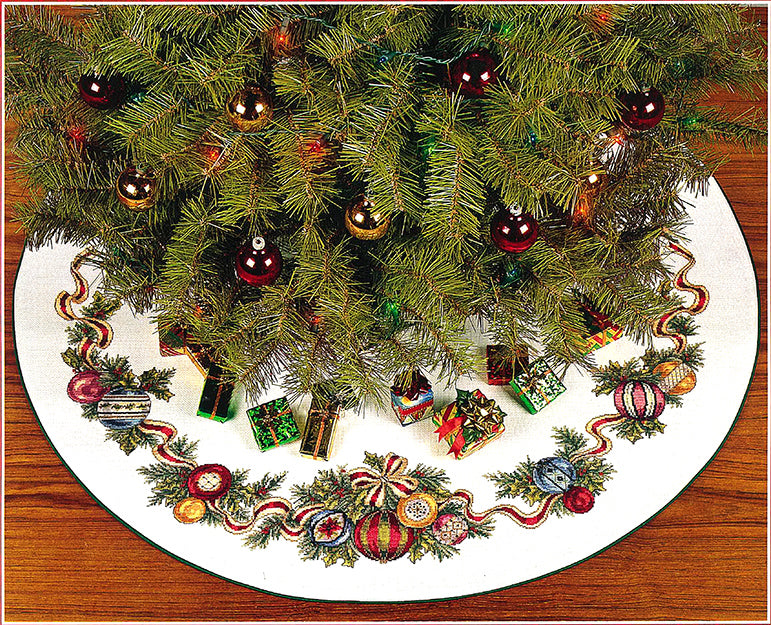 TREE SKIRT - Dazzling Ornaments