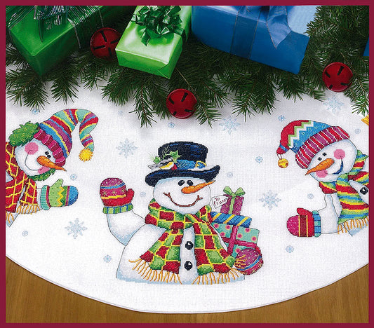 TREE SKIRT - Three Snowmen TREE SKIRT